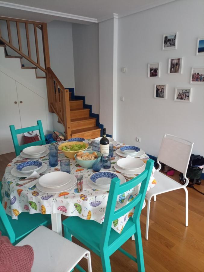 Duplex En Comillas Kültér fotó